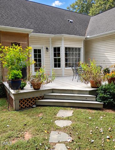 113 Beechwood Drive, Youngsville, NC 27596
