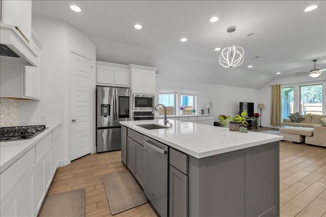 5844 Sean Paul LN, Georgetown, TX 78628