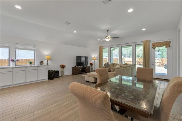 5844 Sean Paul LN, Georgetown, TX 78628