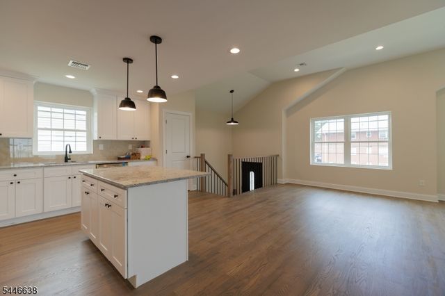 217 W 2Nd Ave, Roselle Boro, NJ 07203