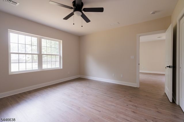 217 W 2Nd Ave, Roselle Boro, NJ 07203
