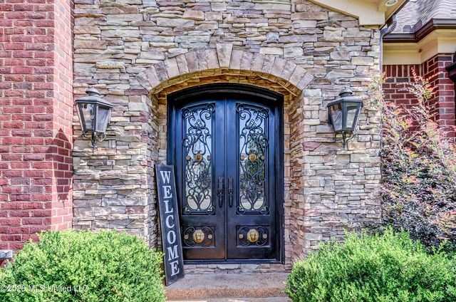 6606 Moondance Drive, Olive Branch, MS 38654