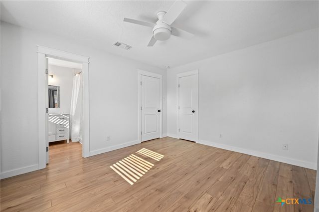 808 Vogel Drive, Lockhart, TX 78644