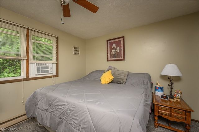 824-826 Reno Drive, Louisville, OH 44641