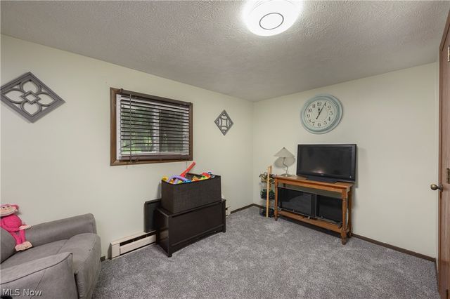 824-826 Reno Drive, Louisville, OH 44641
