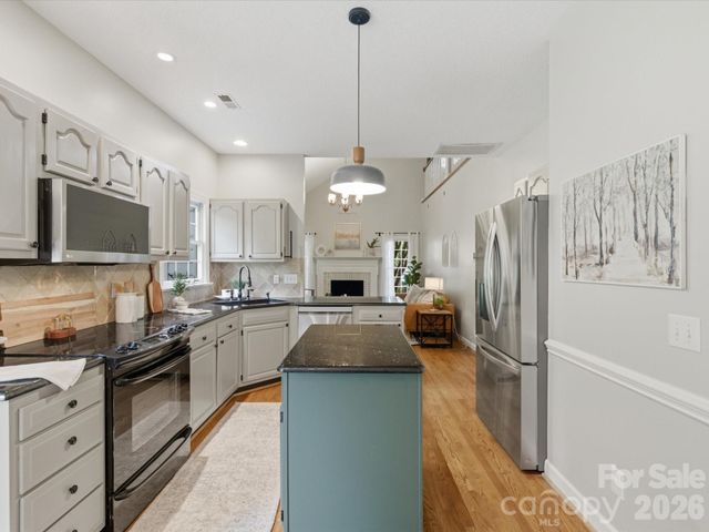 12505 Abbotsbury Court, Charlotte, NC 28277