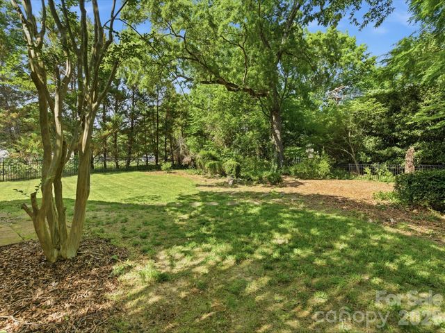12505 Abbotsbury Court, Charlotte, NC 28277