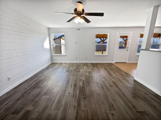 1375 Emily Court, Burleson, TX 76028