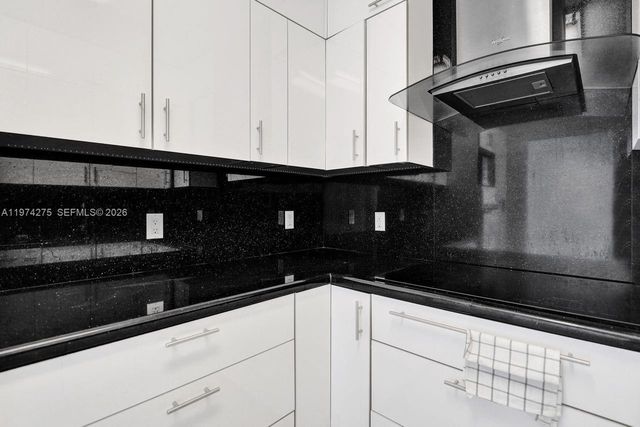 100 Lincoln Rd PH12, Miami Beach, FL 33139