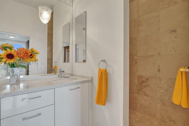 100 Lincoln Rd PH12, Miami Beach, FL 33139