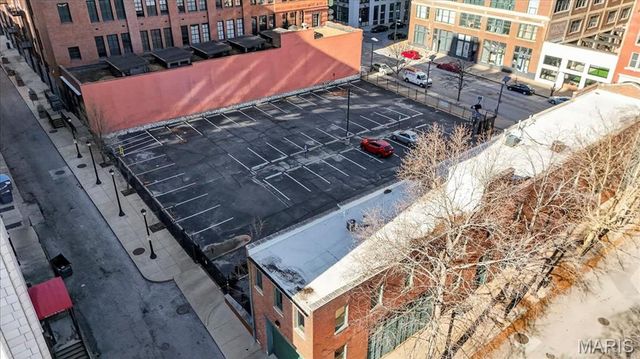 1501 Locust Street 1204, St Louis, MO 63103