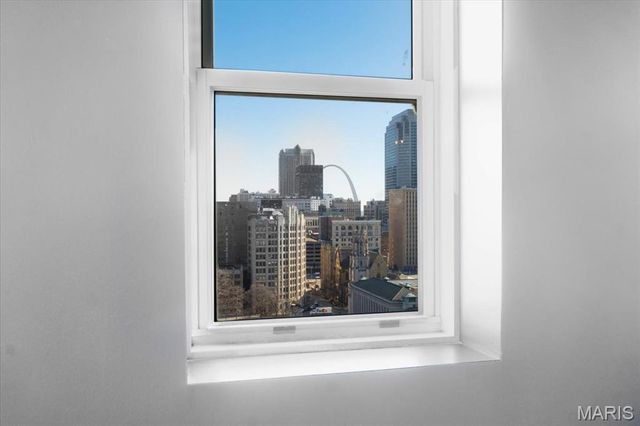 1501 Locust Street 1204, St Louis, MO 63103