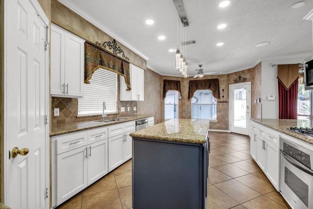 12902 Lake Mist Drive, Cypress, TX 77429