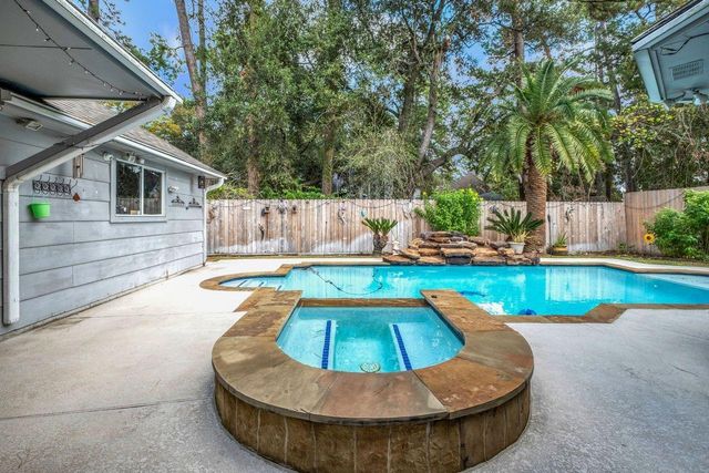 12902 Lake Mist Drive, Cypress, TX 77429