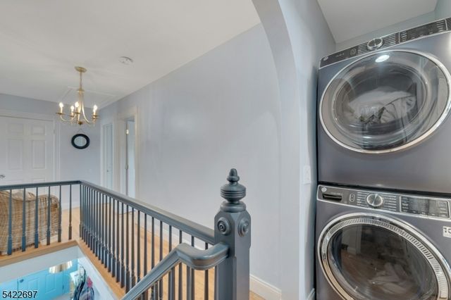 158 Carmita Ave, Rutherford Boro, NJ 07070