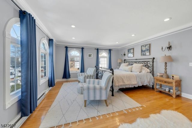 158 Carmita Ave, Rutherford Boro, NJ 07070