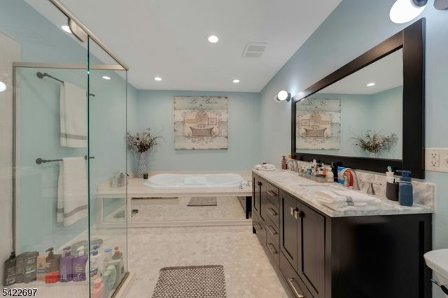 158 Carmita Ave, Rutherford Boro, NJ 07070