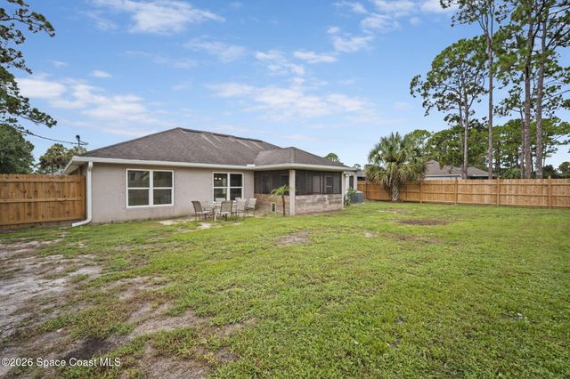 441 San Luis Street SW, Palm Bay, FL 32908