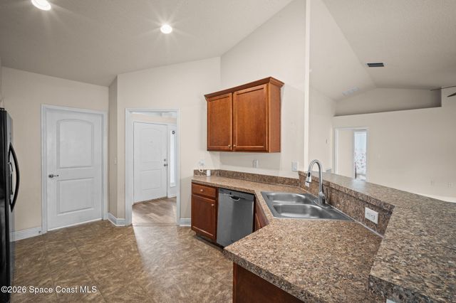 441 San Luis Street SW, Palm Bay, FL 32908