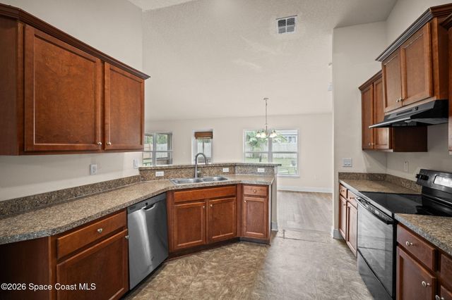 441 San Luis Street SW, Palm Bay, FL 32908