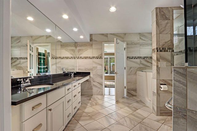 W4226 West End ROAD, Lake Geneva, WI 53147