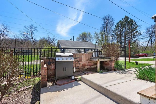 W4226 West End ROAD, Lake Geneva, WI 53147