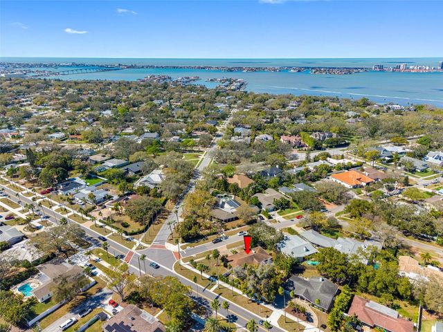 101 OSCEOLA ROAD, Belleair, FL 33756