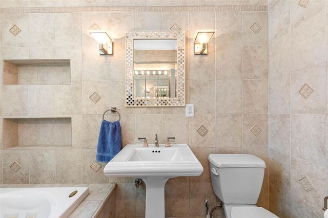 101 OSCEOLA ROAD, Belleair, FL 33756