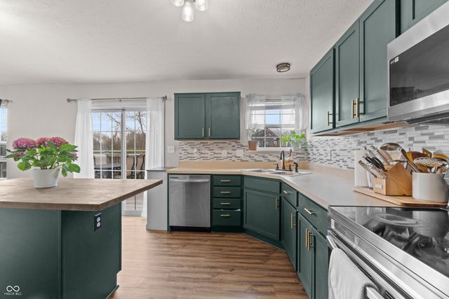 7464 Jenison Drive, Indianapolis, IN 46217