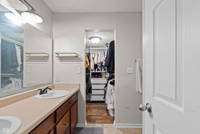 7464 Jenison Drive, Indianapolis, IN 46217