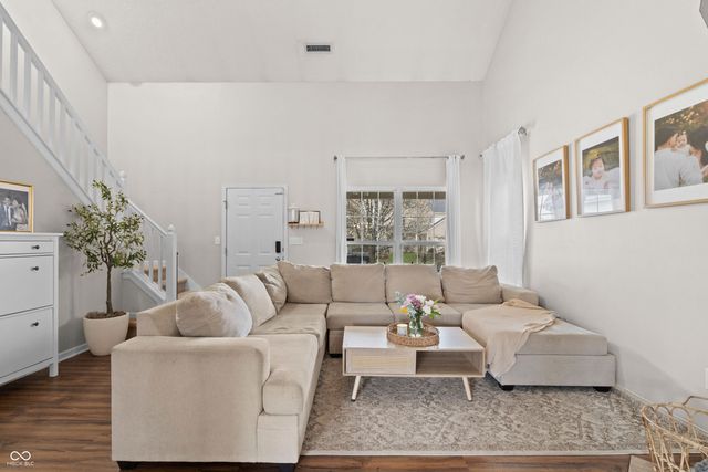 7464 Jenison Drive, Indianapolis, IN 46217