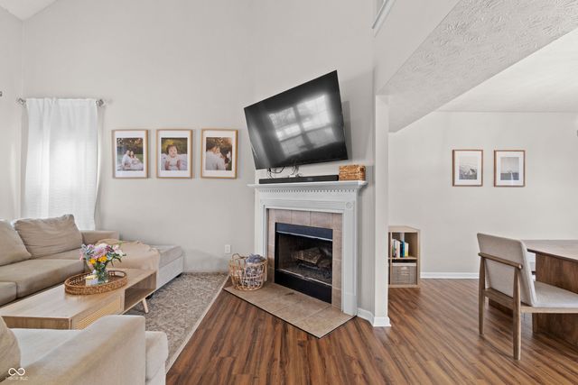 7464 Jenison Drive, Indianapolis, IN 46217