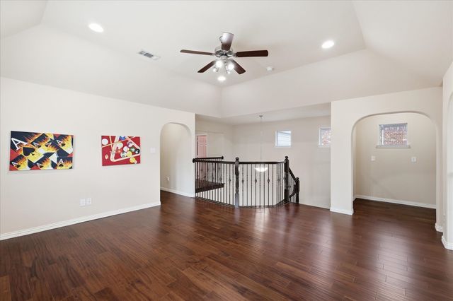 2427 Lismore Lane, Irving, TX 75063