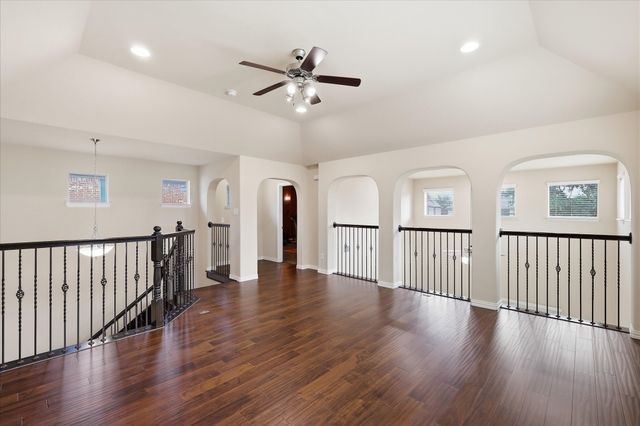 2427 Lismore Lane, Irving, TX 75063
