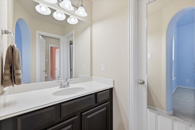 2427 Lismore Lane, Irving, TX 75063