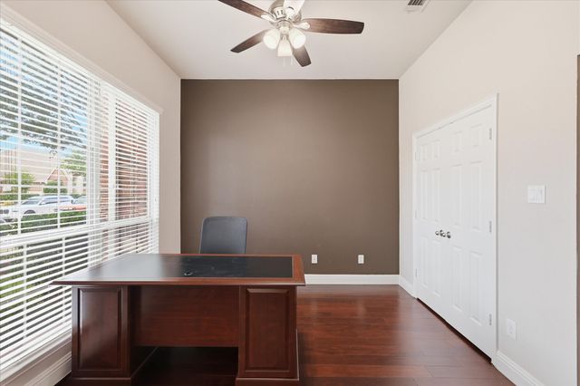 2427 Lismore Lane, Irving, TX 75063