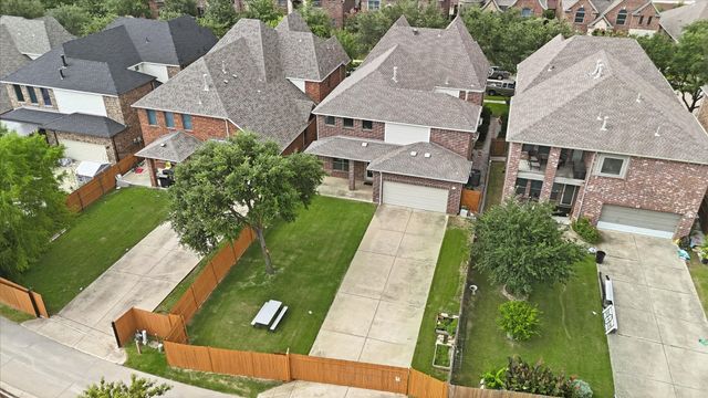 2427 Lismore Lane, Irving, TX 75063