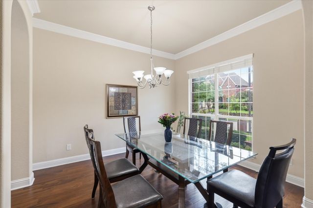 2427 Lismore Lane, Irving, TX 75063