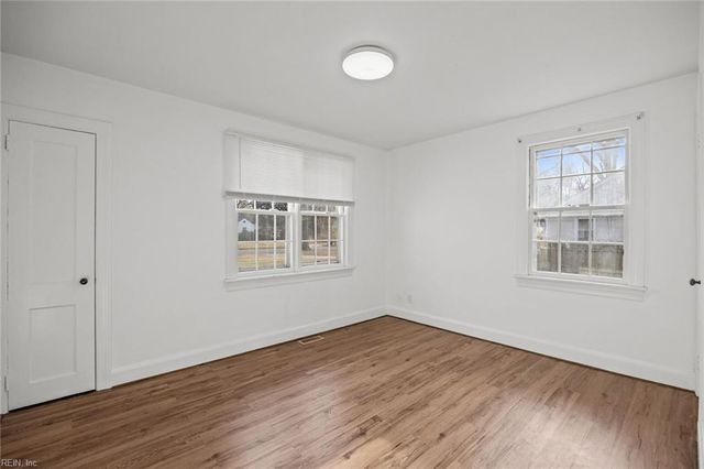 525 Virginian DR, Norfolk, VA 23505