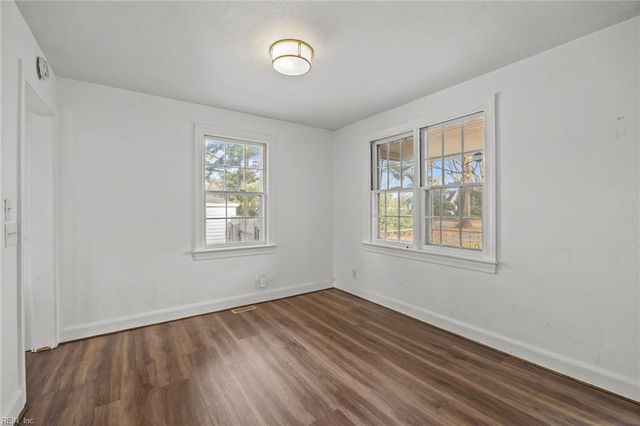 525 Virginian DR, Norfolk, VA 23505