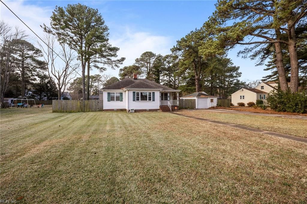 525 Virginian DR, Norfolk, VA 23505