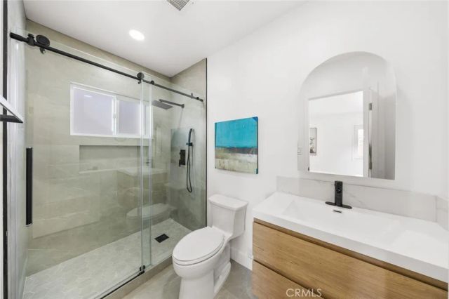 9066 Hermosa, Temple City, CA 91780