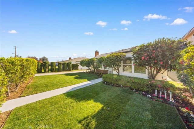 9066 Hermosa, Temple City, CA 91780