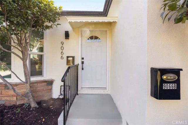 9066 Hermosa, Temple City, CA 91780