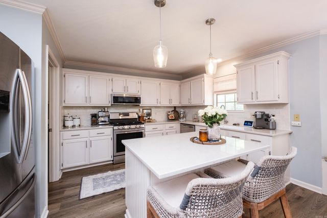 56 Springridge Drive, Little Rock, AR 72211