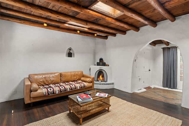 868 E Alameda Street, Santa Fe, NM 87501
