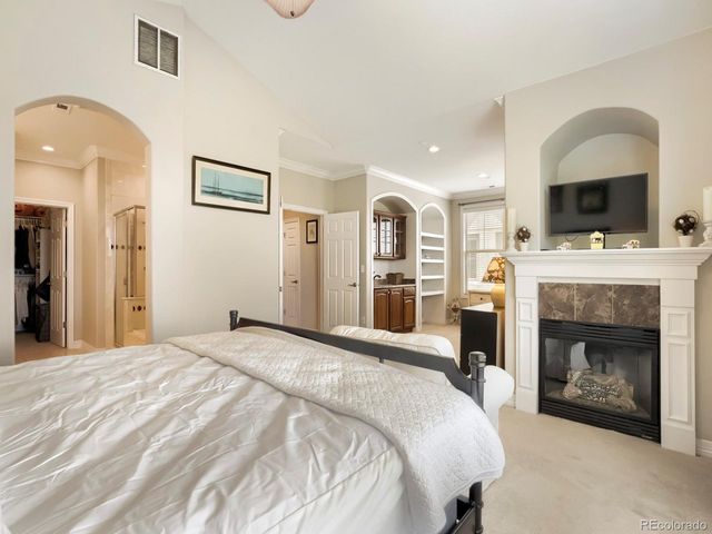 10134 Bluffmont Ln, Lone Tree, CO 80124