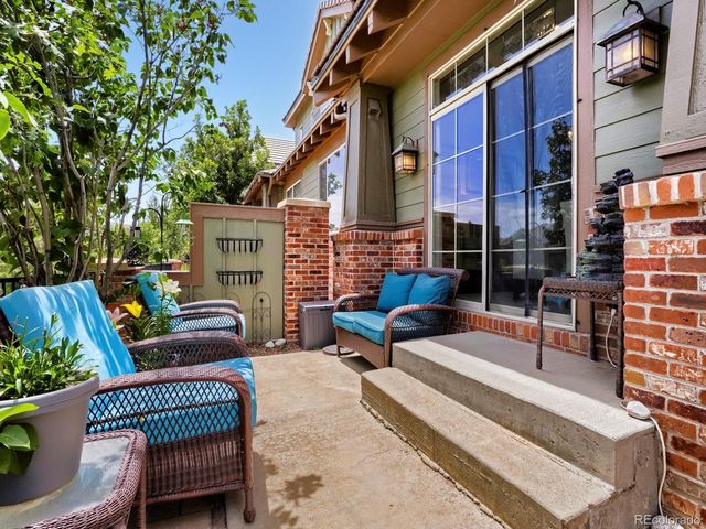 10134 Bluffmont Ln, Lone Tree, CO 80124