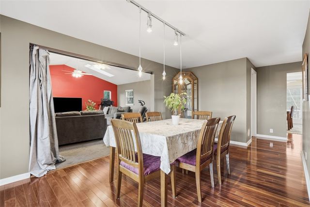 126 Leon Road, Green Tree, PA 15220