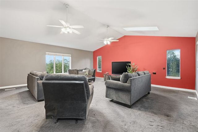 126 Leon Road, Green Tree, PA 15220